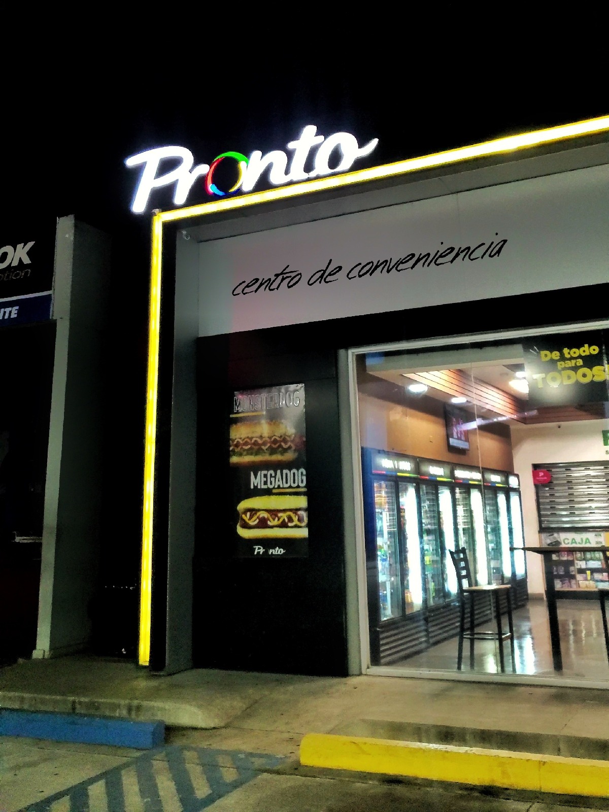 Paso la noche en una tienda Pronto